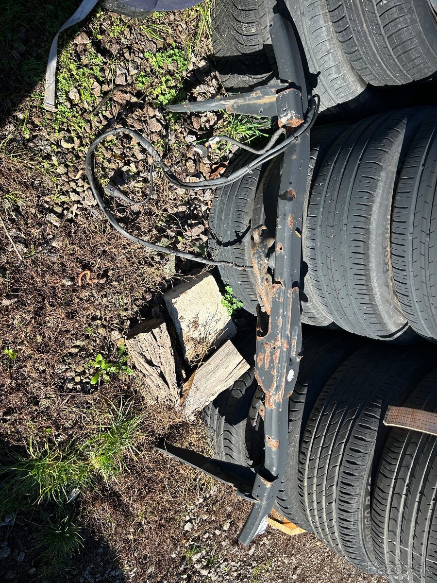 Original elektricke vysuvatelne tazne volkswagen Tiguan