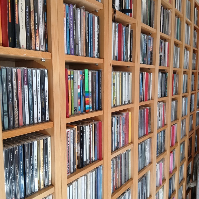 CD rock 70-90 roky predám.