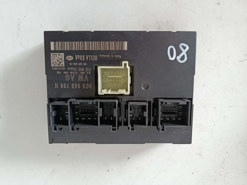 RJ komfortka passatCC 3c0959799h 80€