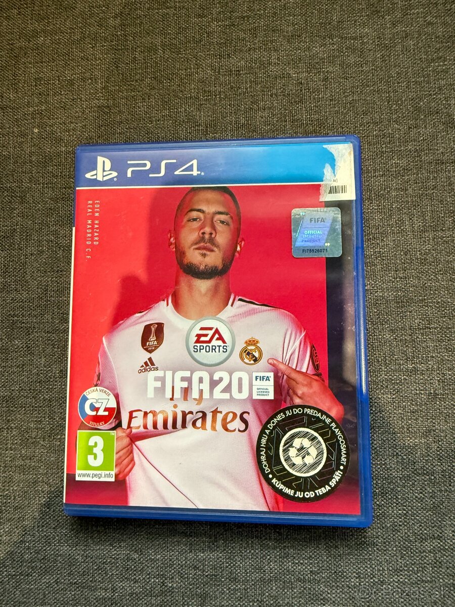PlayStation 4 hra: FIFA 20