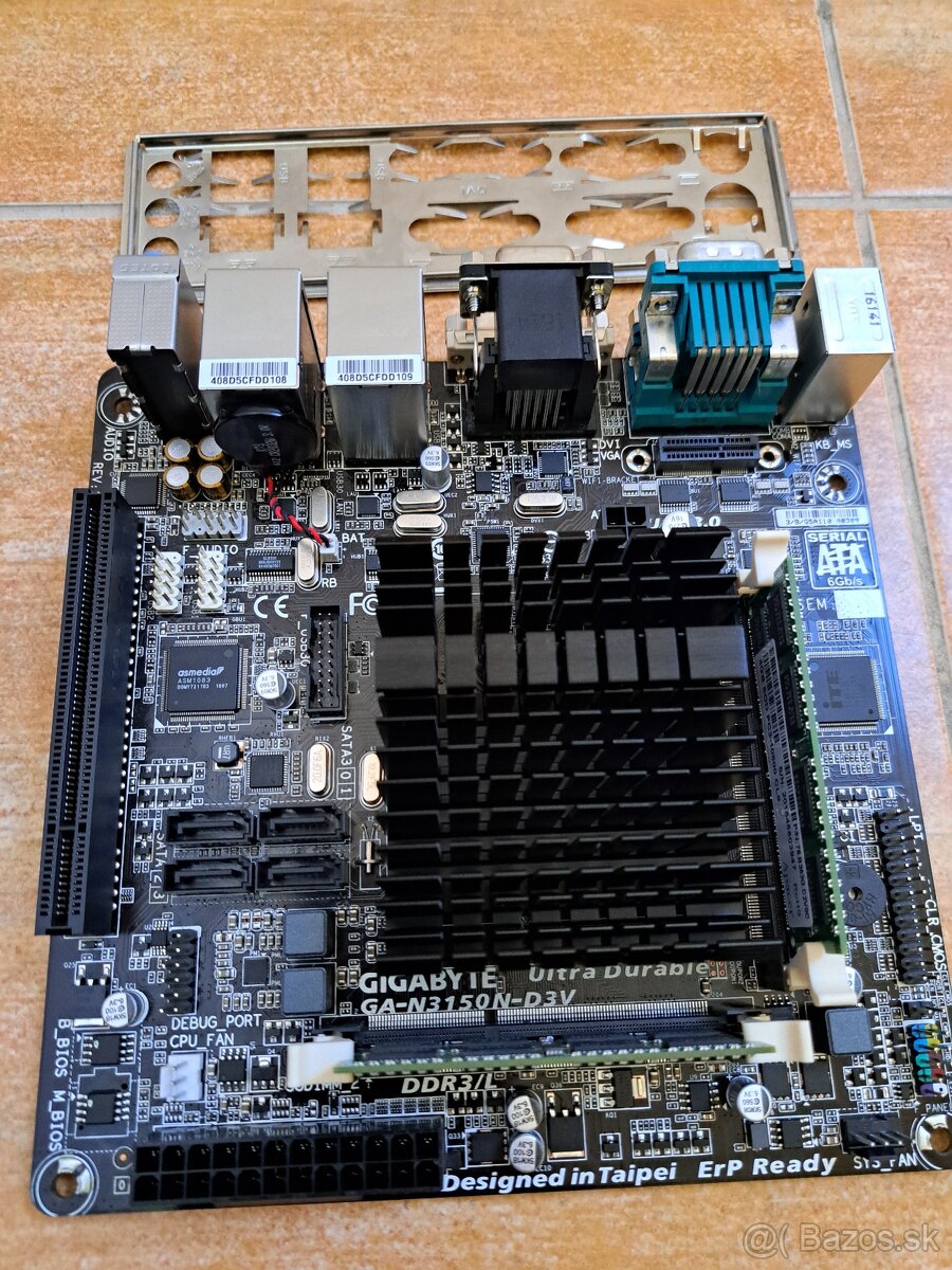GA-N3150N-D3V Mini ITX 4jadro+grafika+8GB