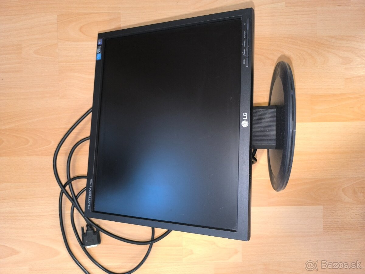 Predám Monitor LG L1750B-SF