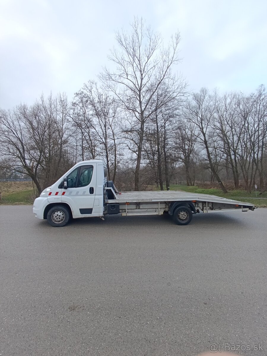 Predám odtahovy special do 3,5t