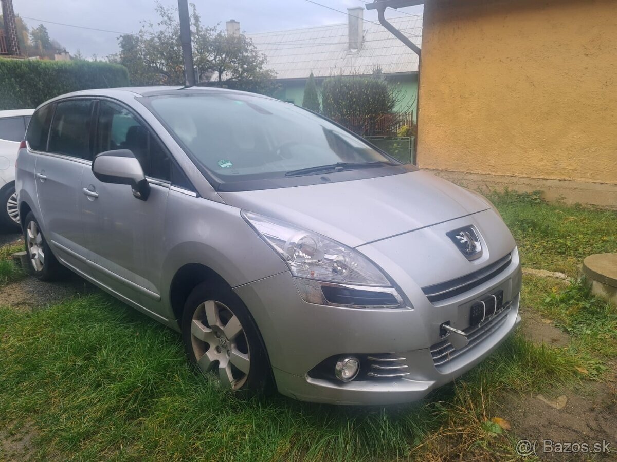 Peugeot 5008 1,6 benzin
