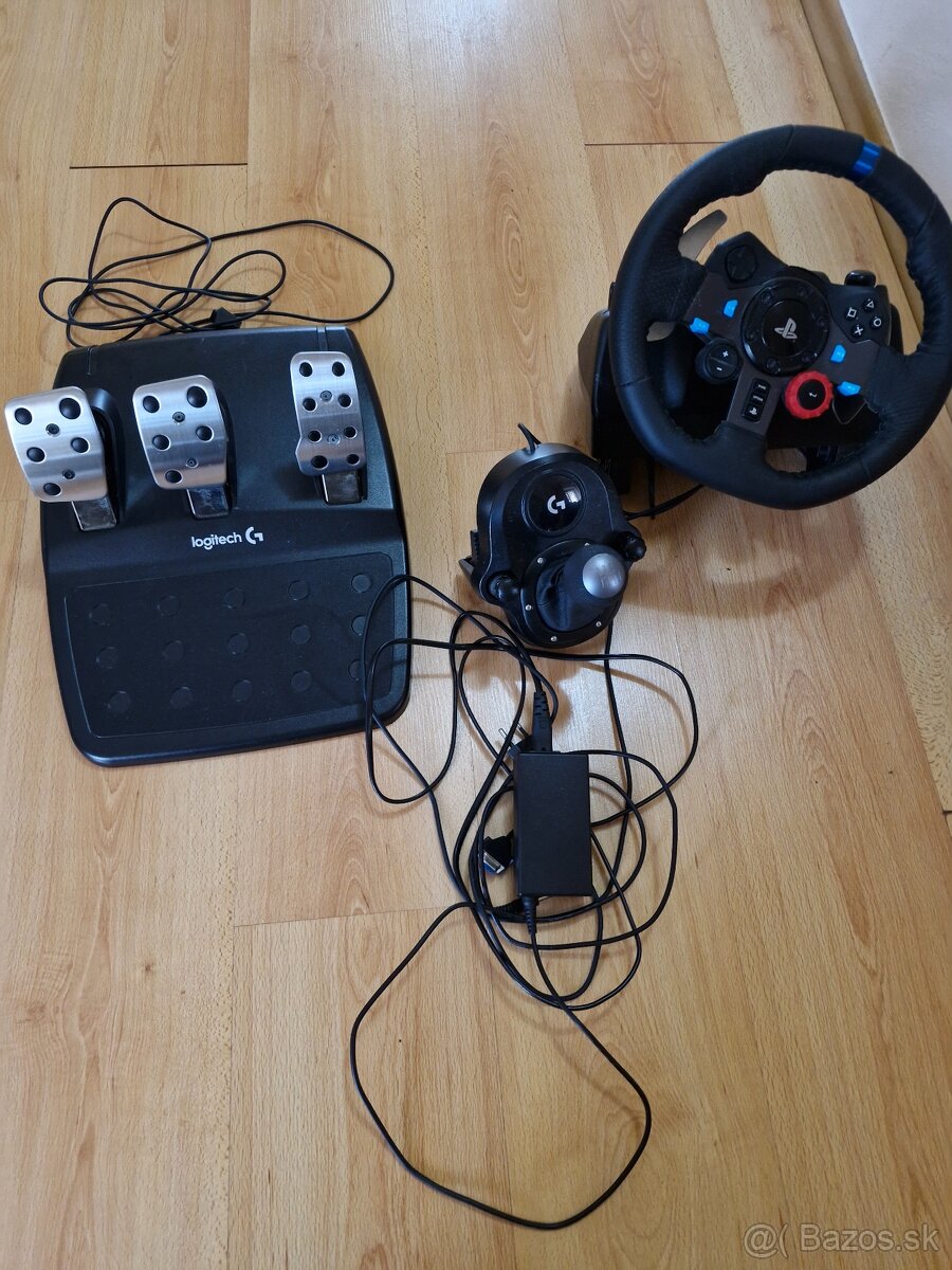Predám volant logitech g29 Driving Force
