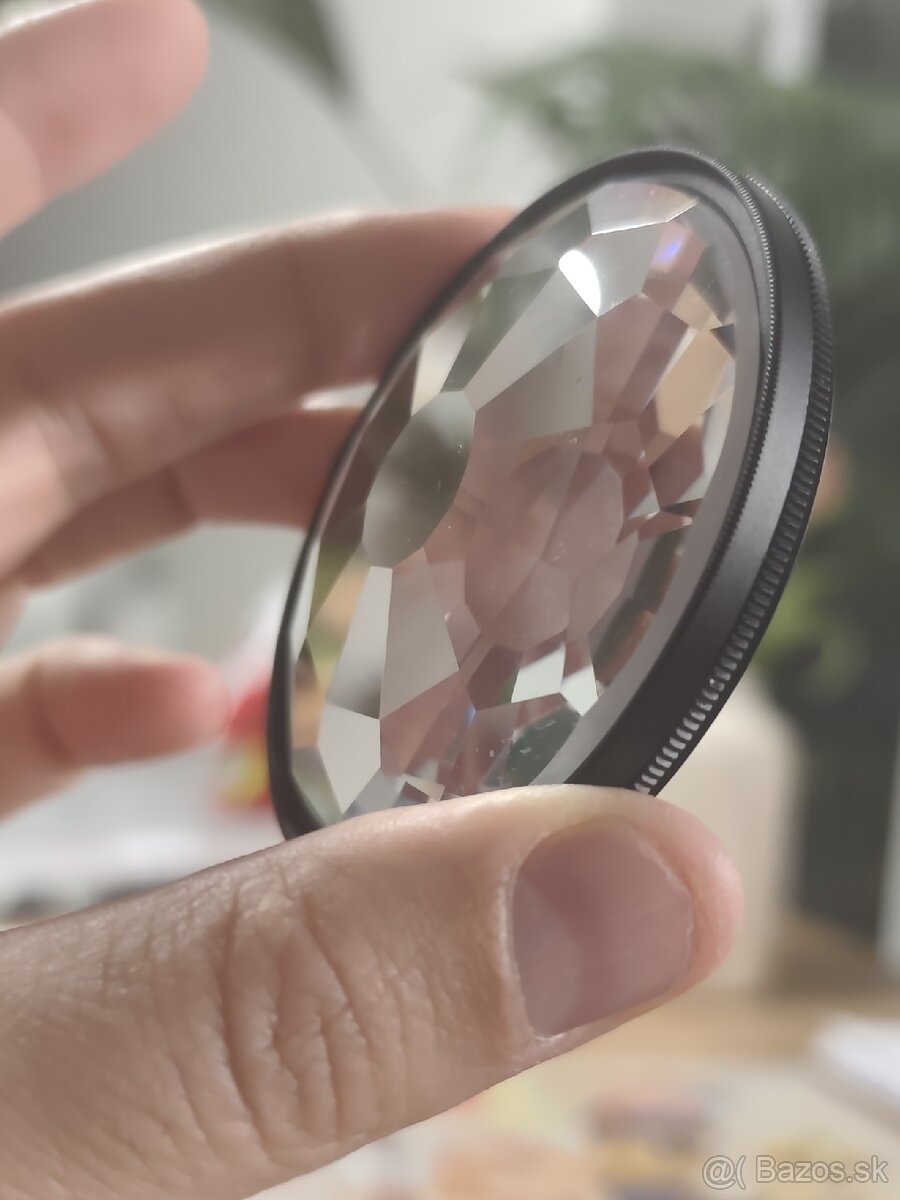 Predám efektovy filter 67mm