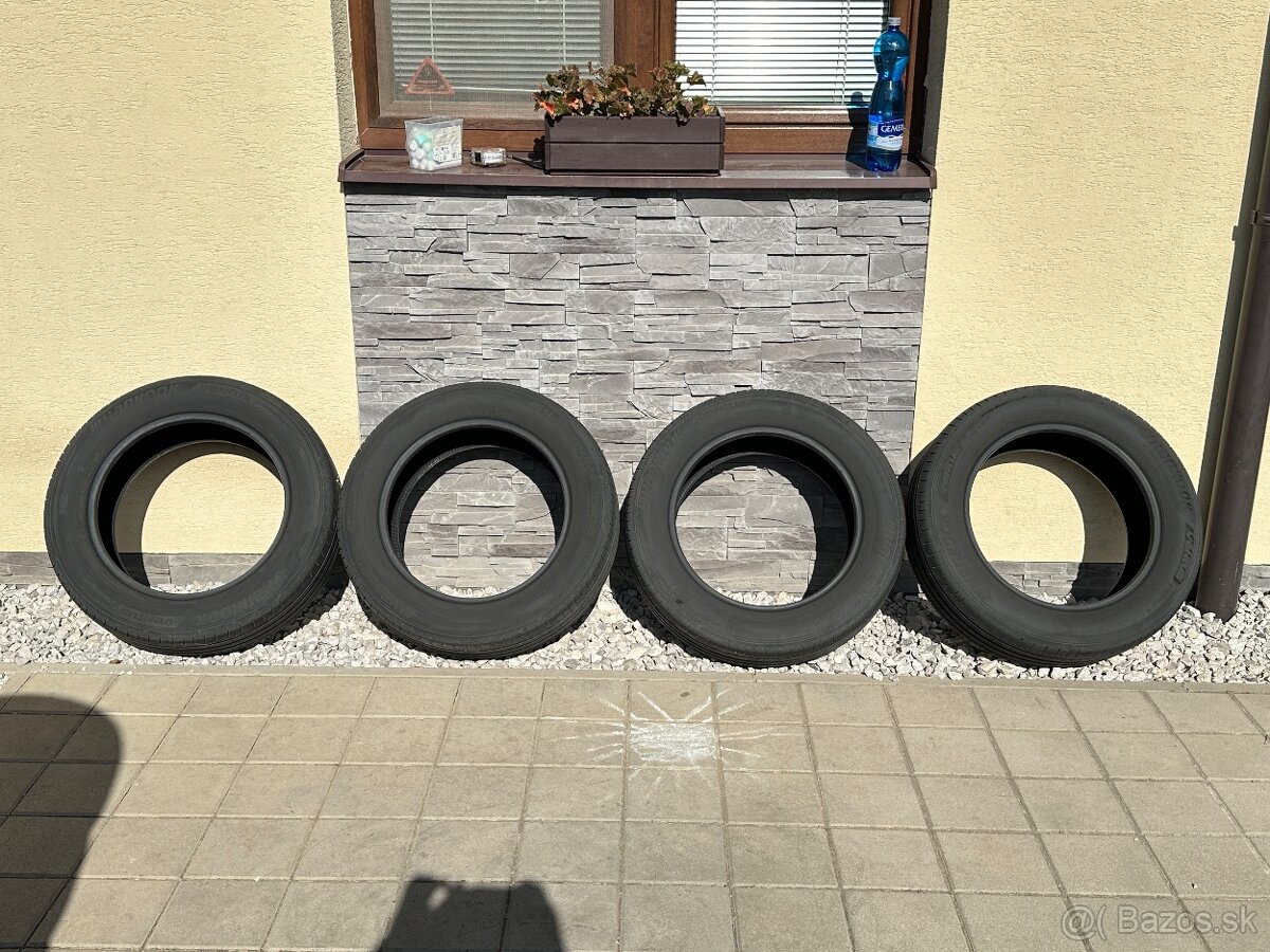 215/60 R17 96V 2024 letné HANKOOK