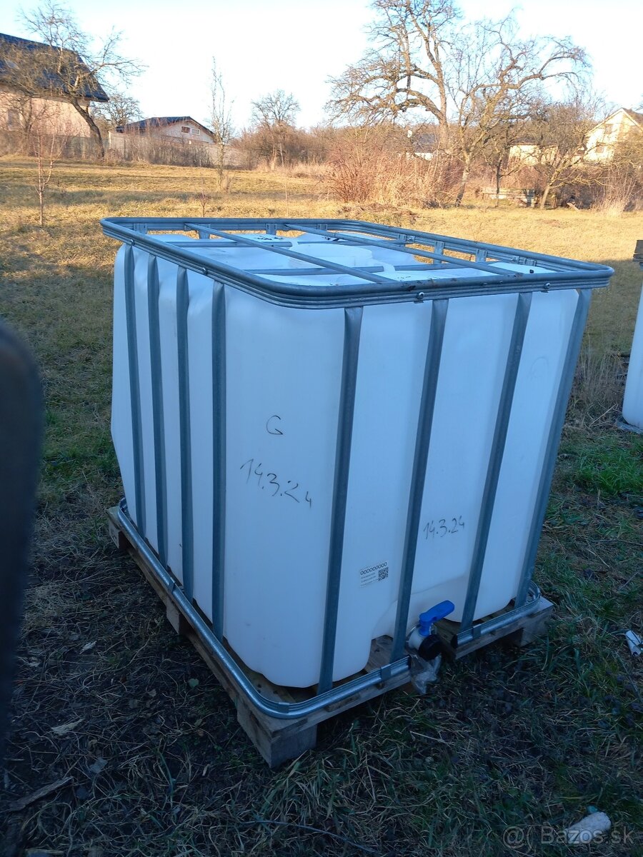 1000l nadoby. IBC