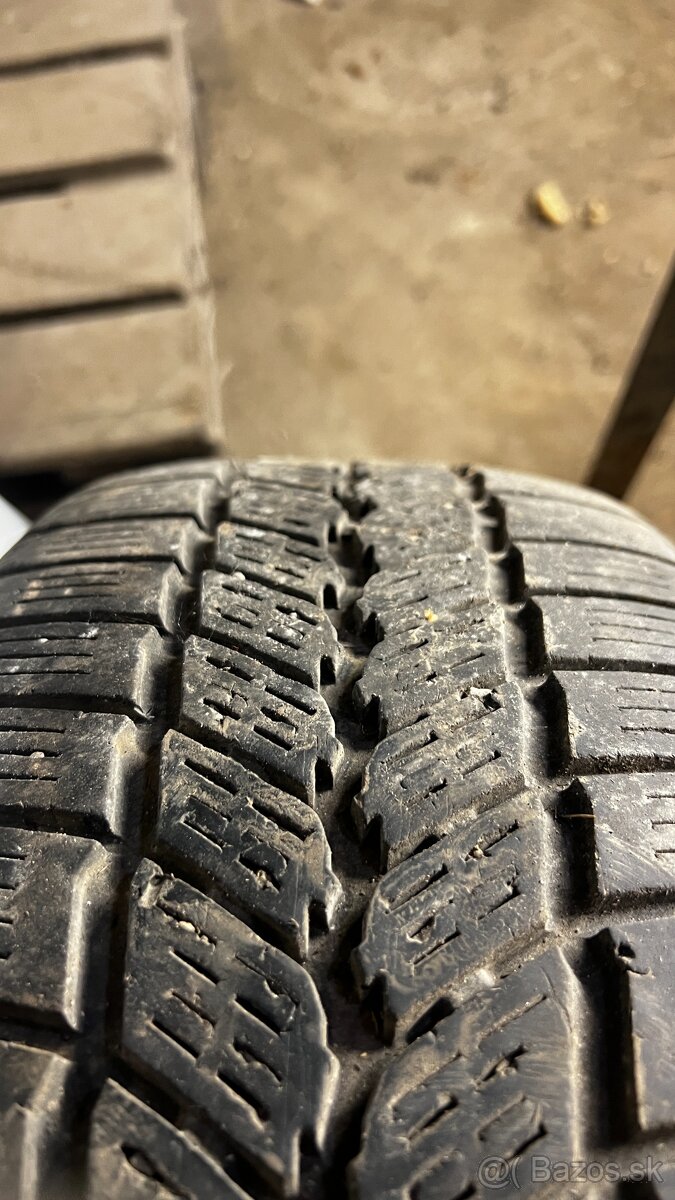 6.Michelin Agilis 51 215/65 R15C