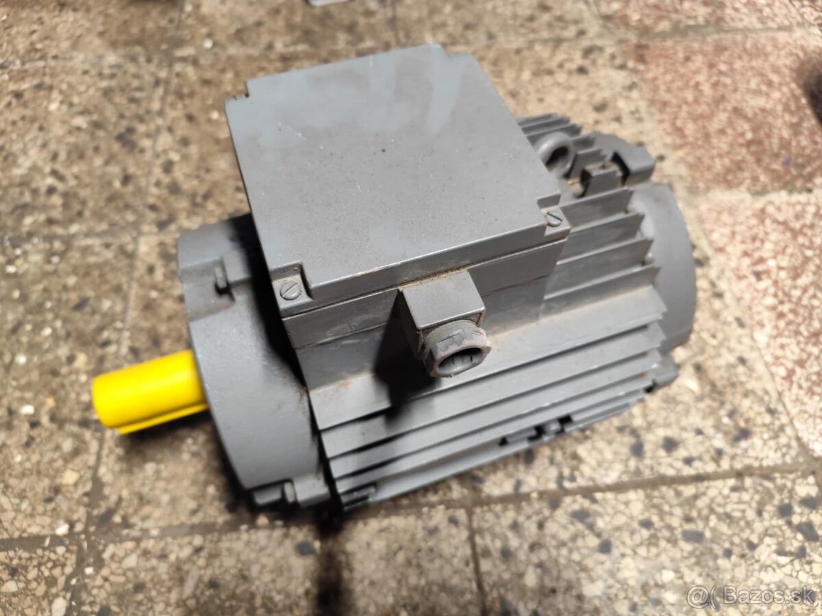 Elektromotor 4kW 1440 otáč.