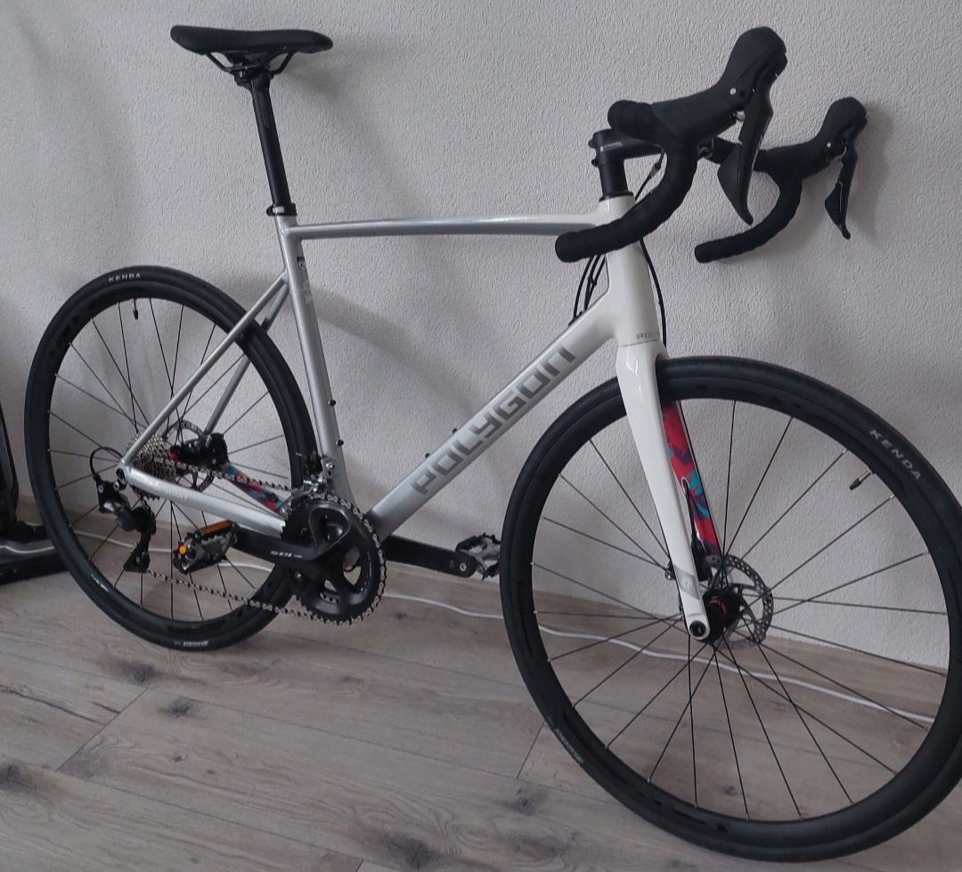 Cestný bicykel Polygon