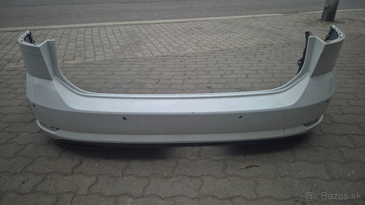 Naraznik VW Golf 7
