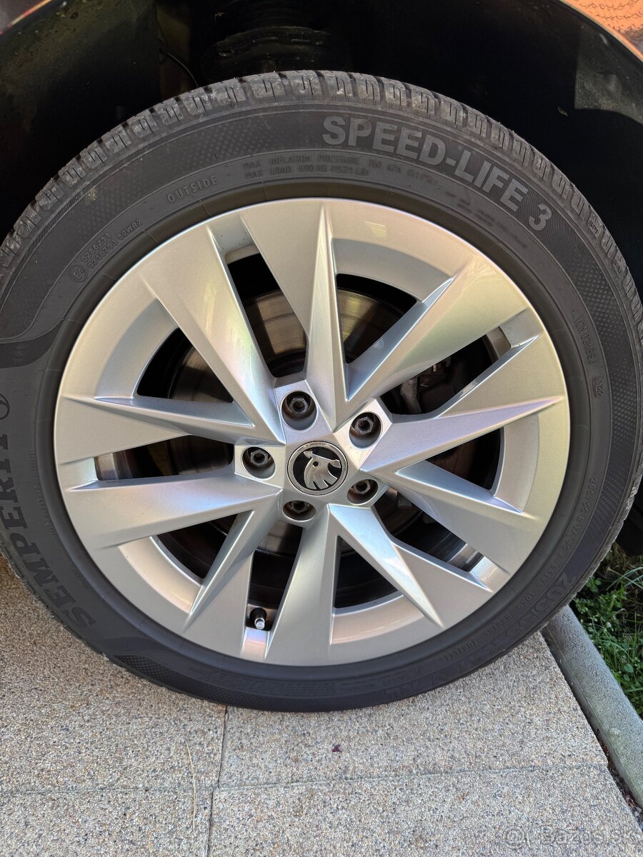 Škoda rotare 205/55 R17