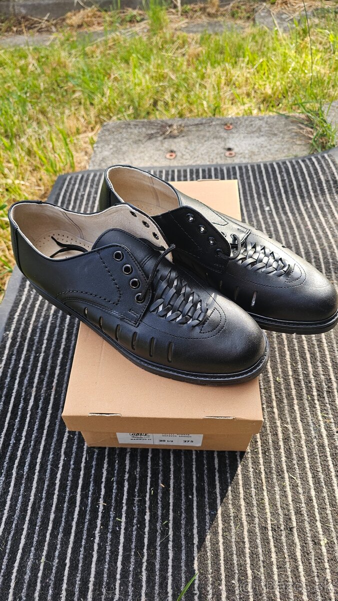 Obuv BOSP špeciál 870978 - poltopánky letné, veľ. 28,5 a 29