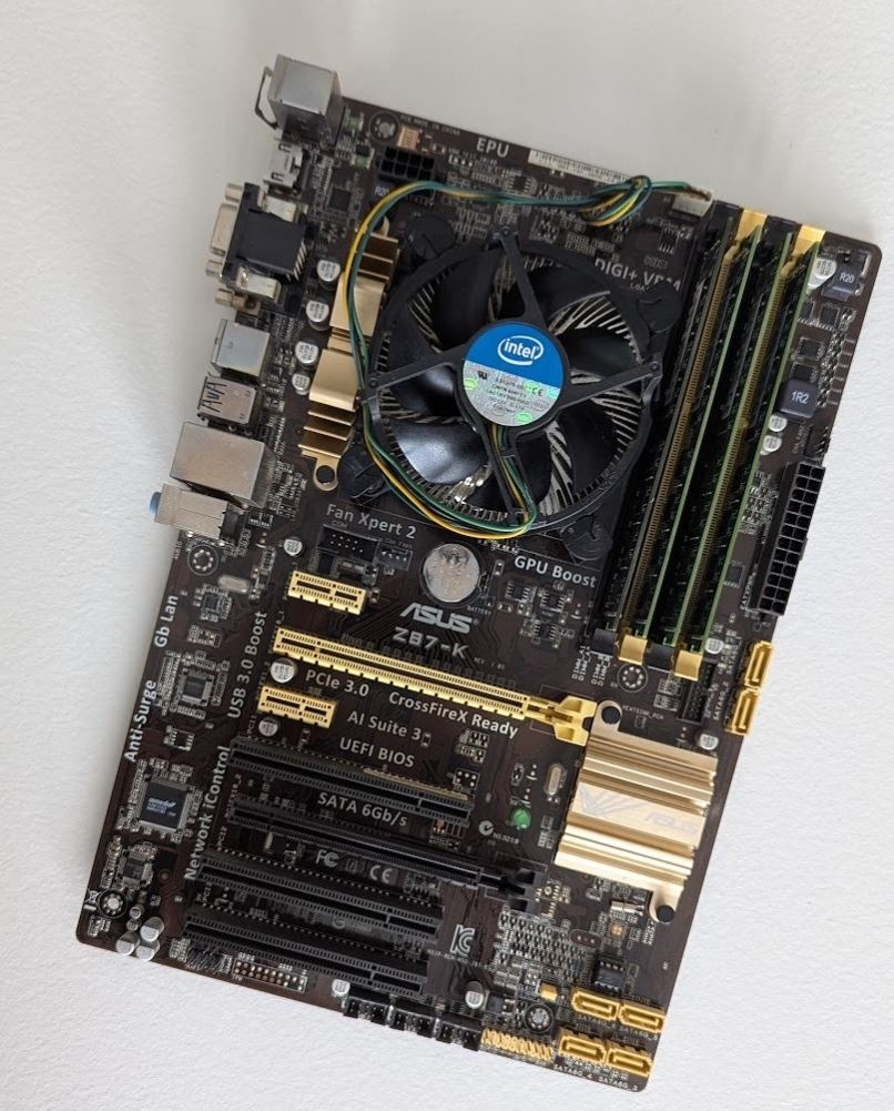 ASUS Z87-K + i5-4690 + 16GB DDR3