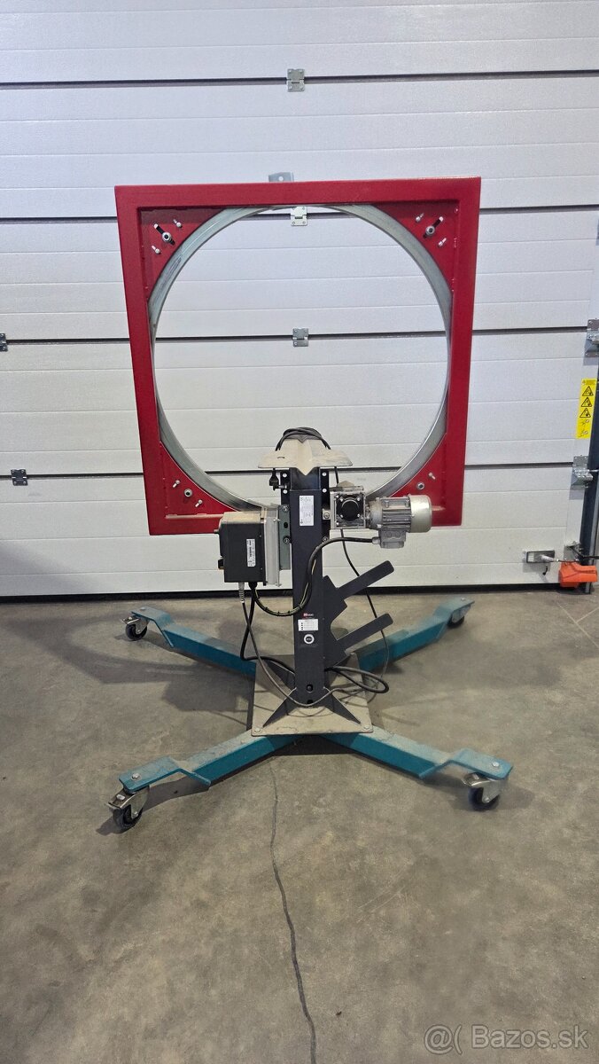 Baliaci stroj WRENT TOP STAV