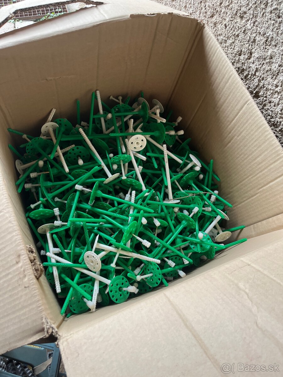 Predam zateplovacie hmozdinky