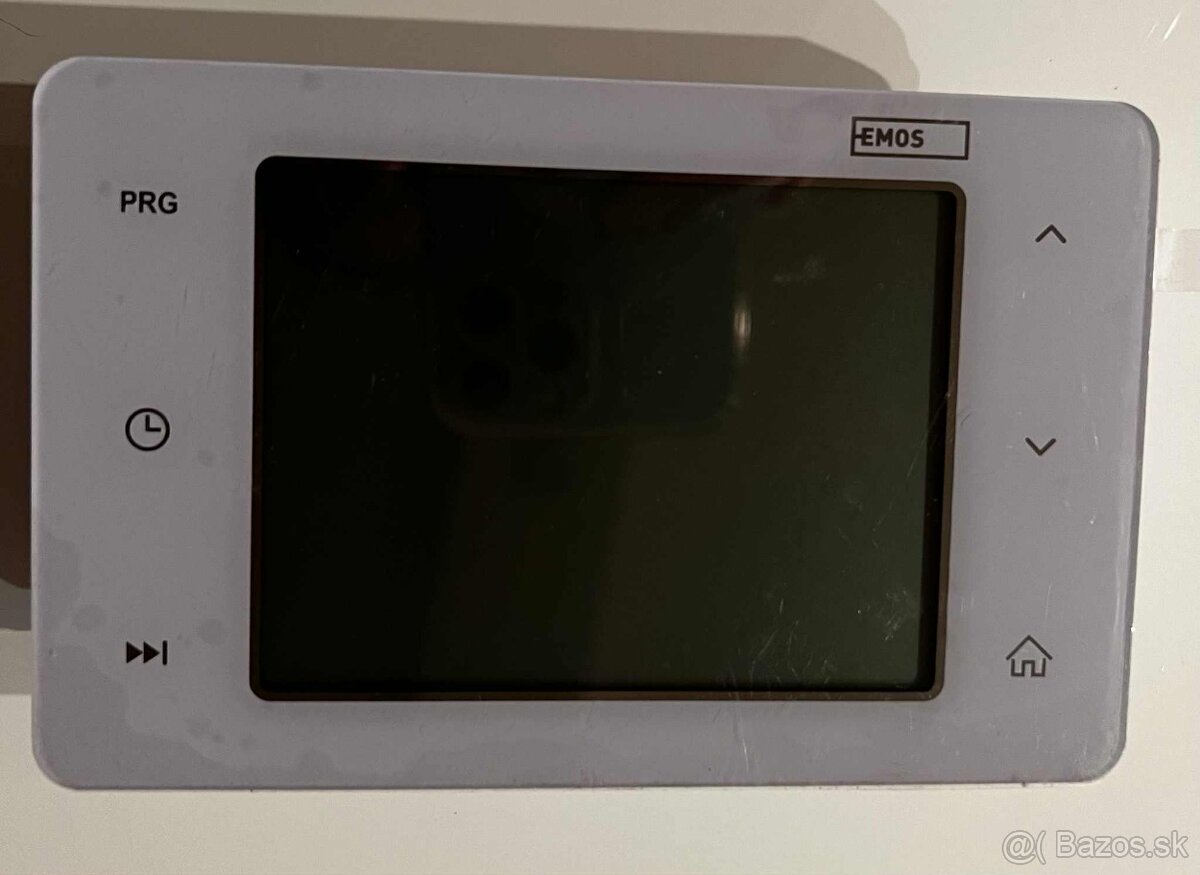 Digitálny izbový termostat EMOS P56201 s WiFi