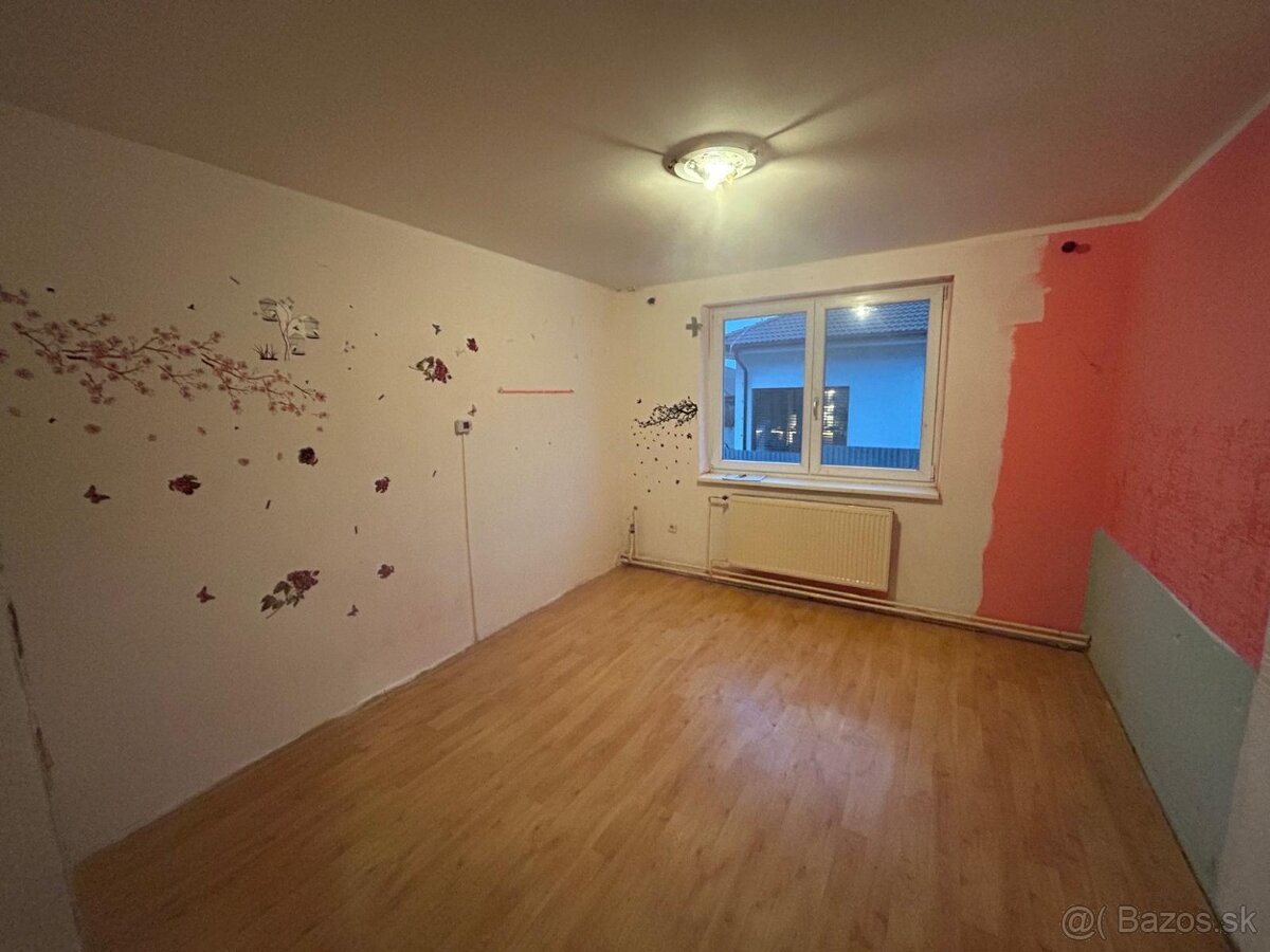 Prenájom izby v rodinnom dome - Košice Krásna