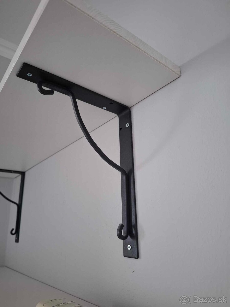 Drevena polica HEMNES+ 2ks kovová konzola