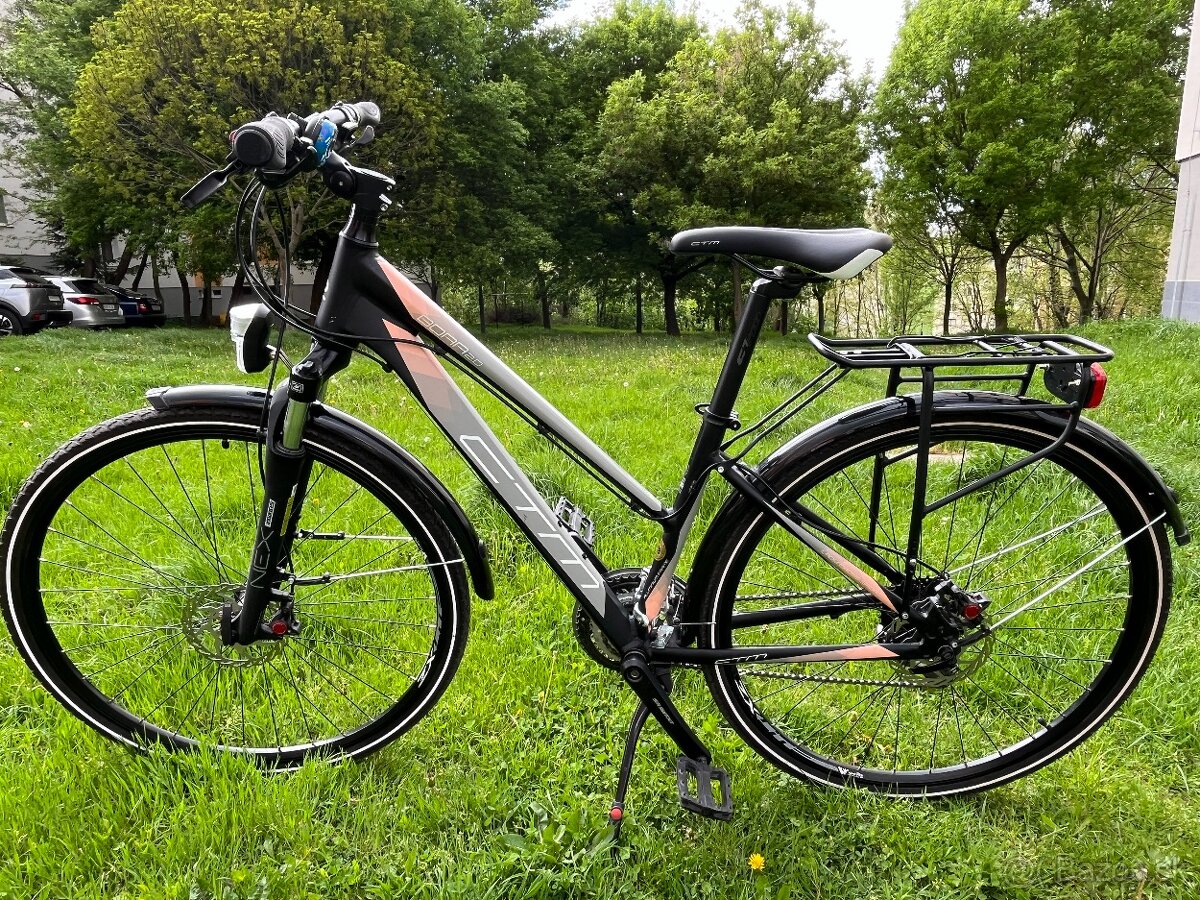 trekingový dámsky bicykel