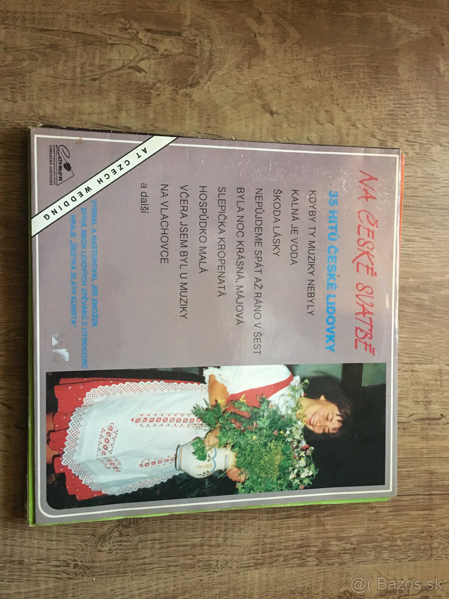 retro ľudové platne