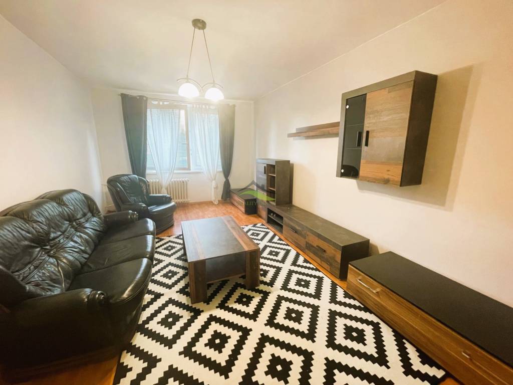 Čiastočne zrekonšt. 3 izb. byt na JUHU - 67 m2 - Komenského