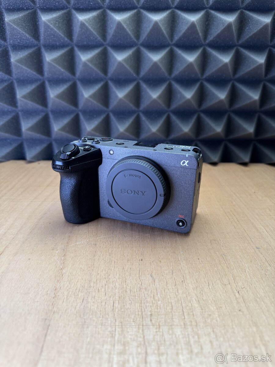 Sony FX30
