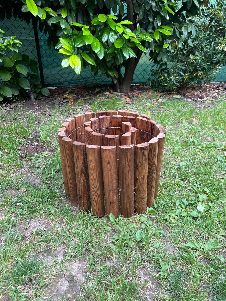 Predám nové drevené ohradzovače.