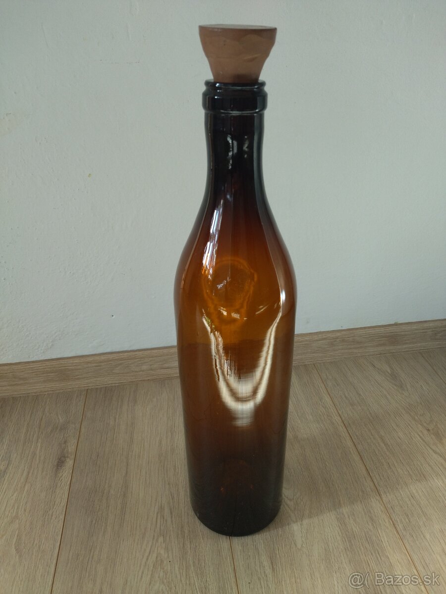 Demižon, bomba, pekáč