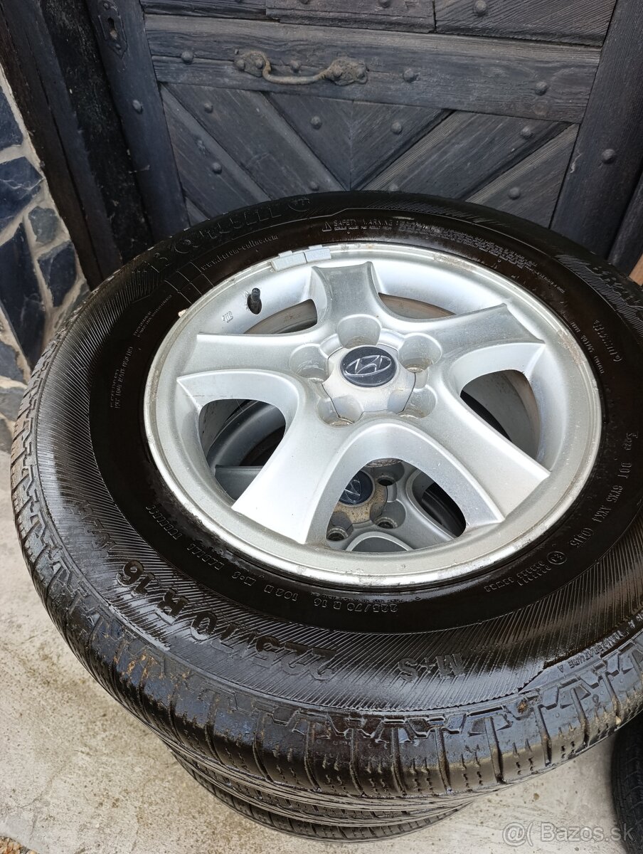 Hyundai Santa Fe Originál Disky + Pneu 225/70R16 102H 4x4