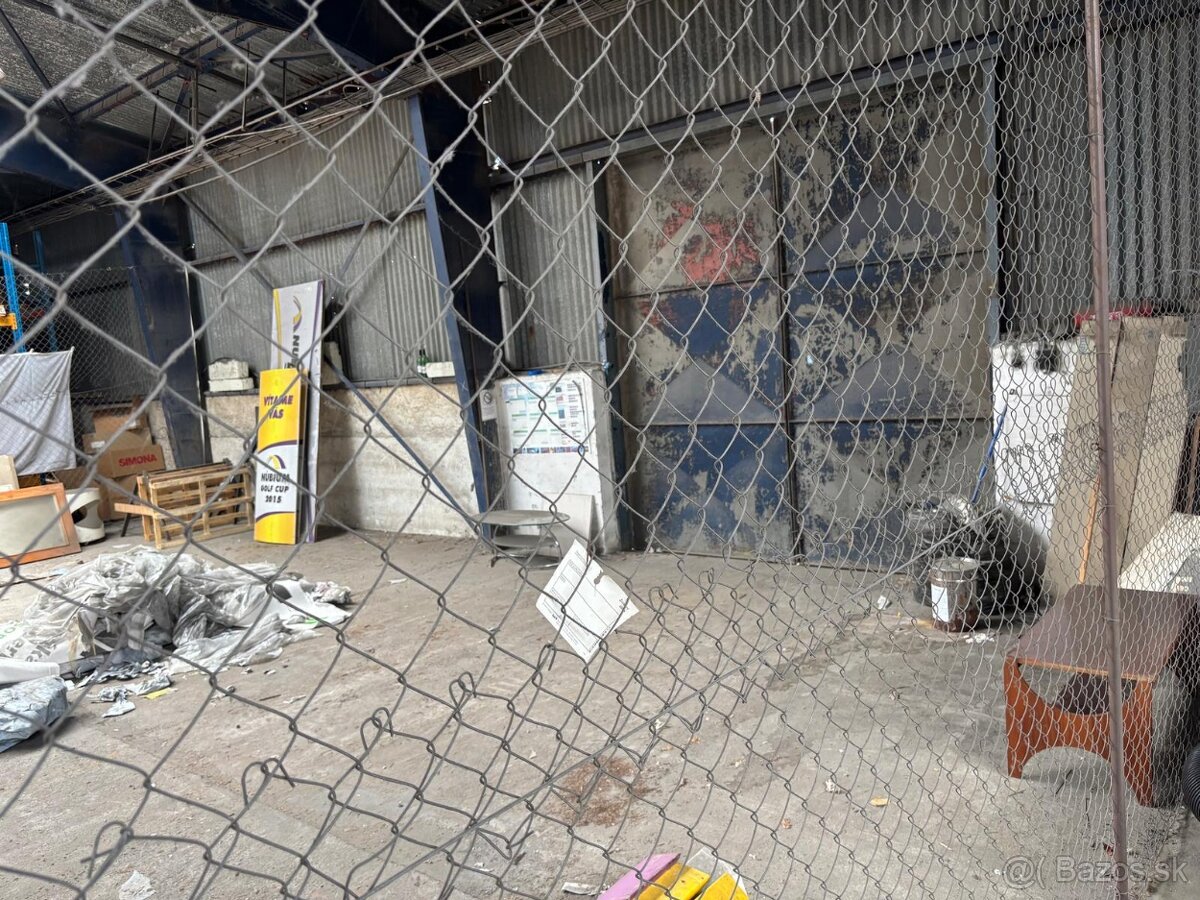 Na PRENÁJOM - Hala / skladový priestor - s rampou