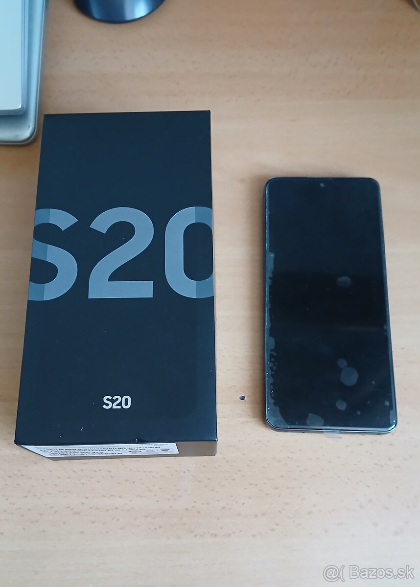 Samsung S20 na súčiastky