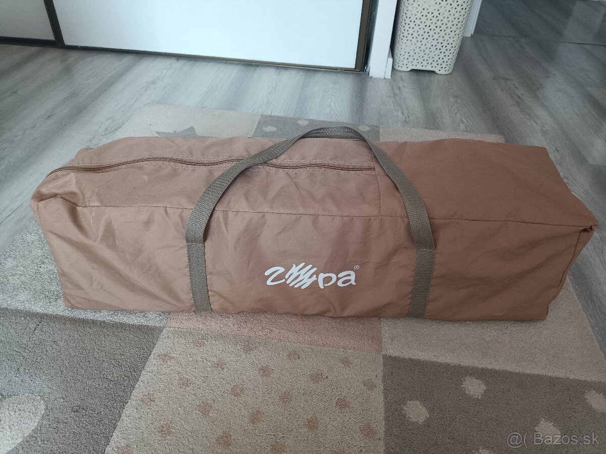 Cestovná postieľka