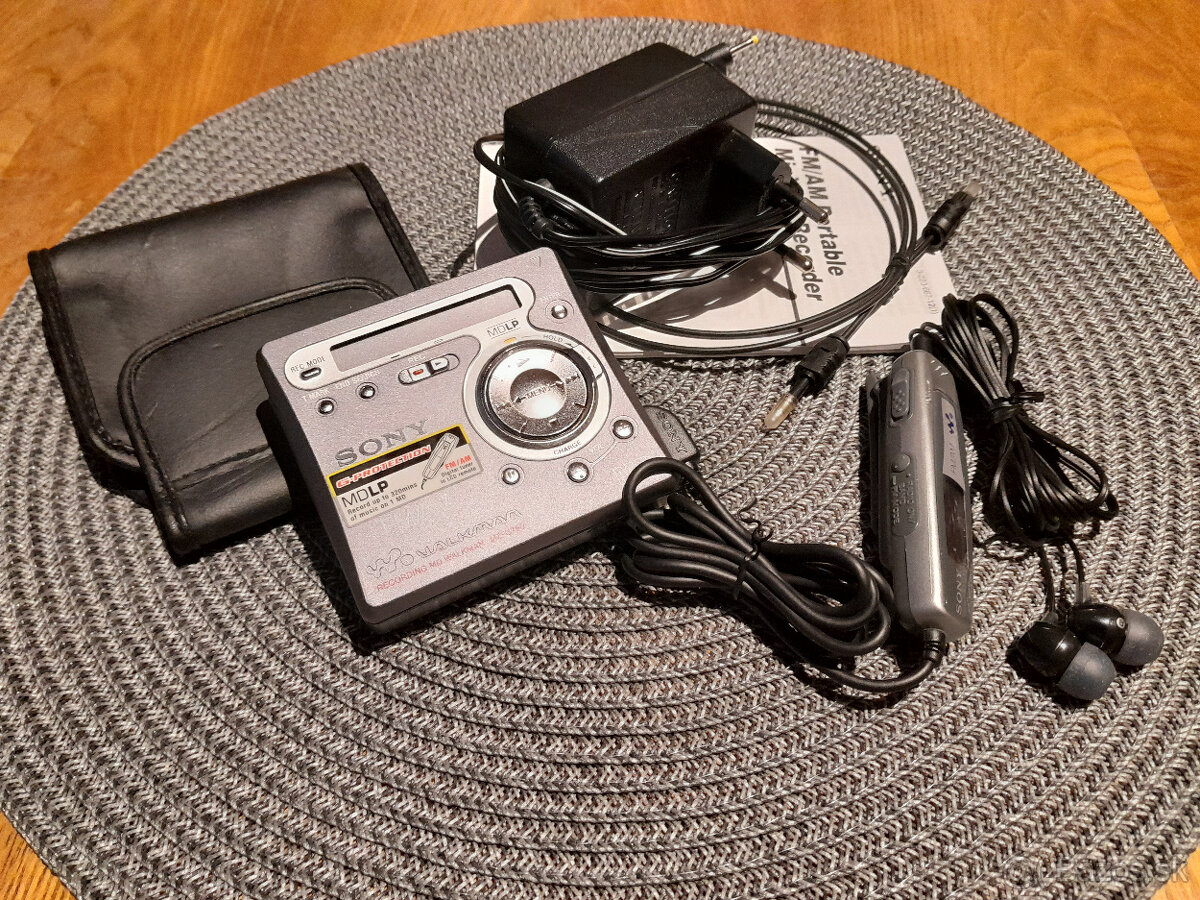 WALKMAN - MiniDisc Recorder SONY + stereomikrofón
