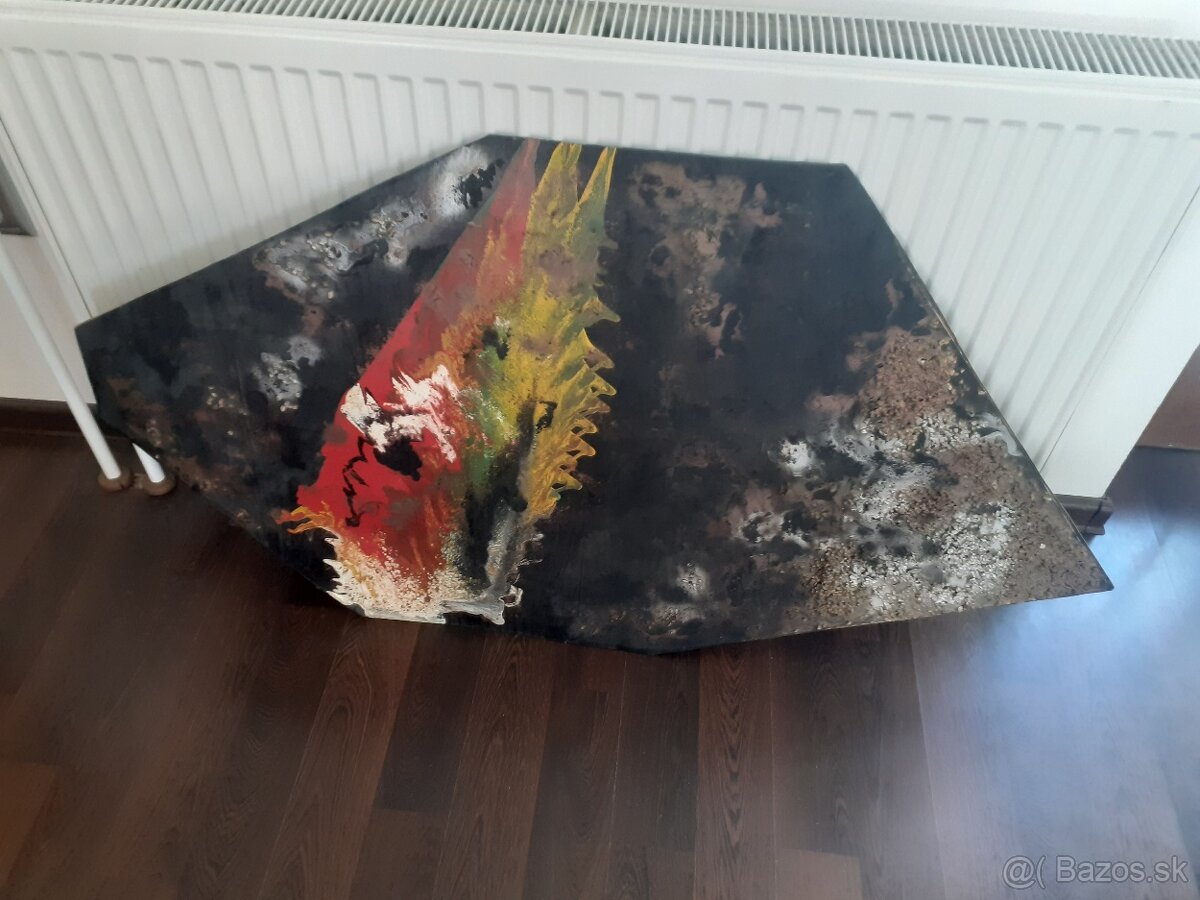 Predam nekonvecny obraz_plastika