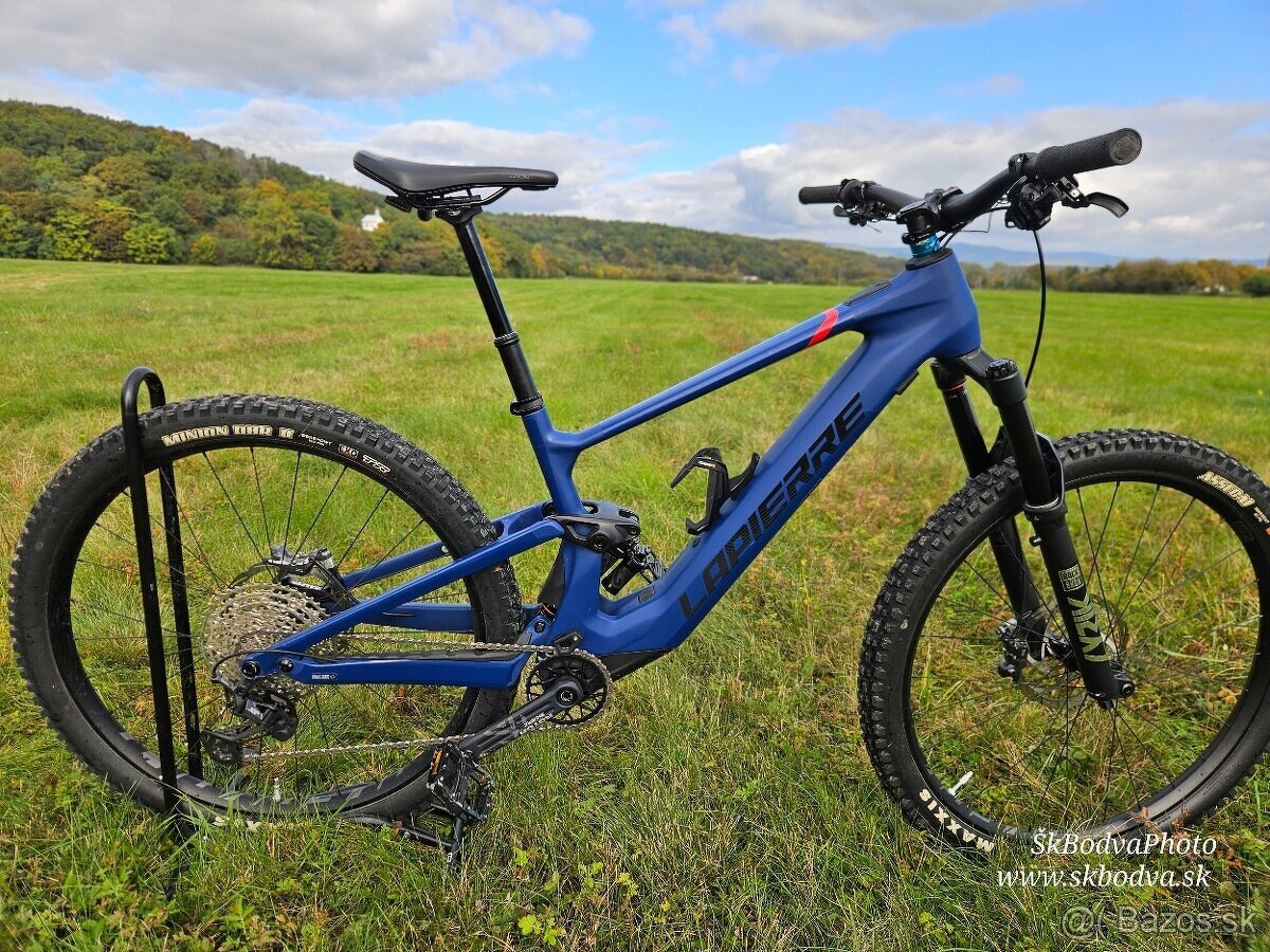 Lapierre E-zesty AM 9.4 L Karbon 2025