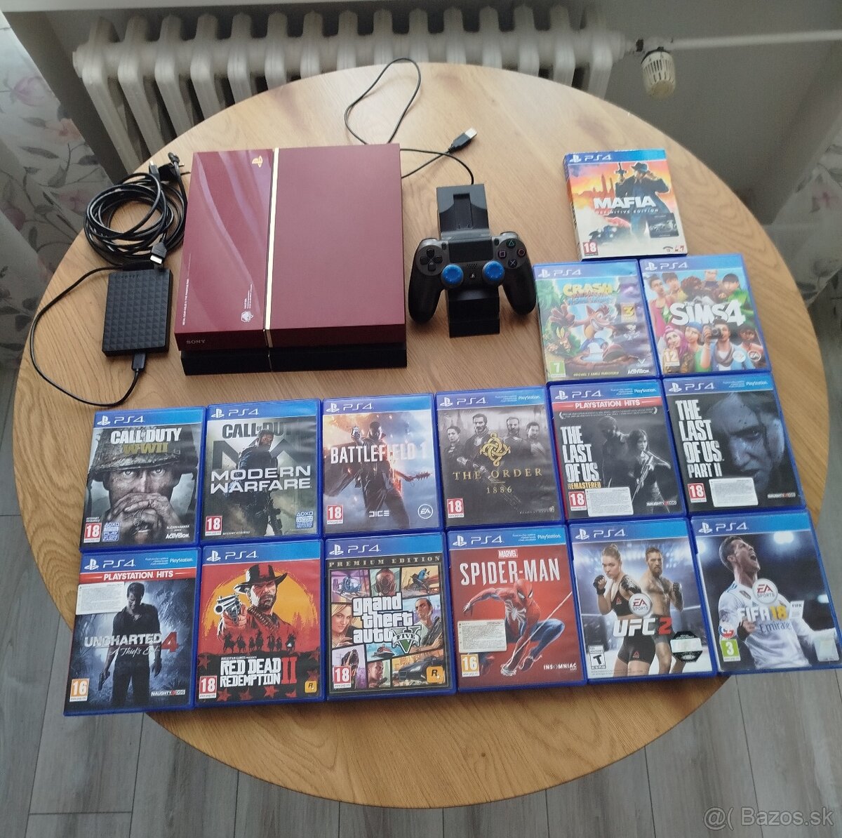 Sony Playstation 4 500GB + 15 hier +externy disk