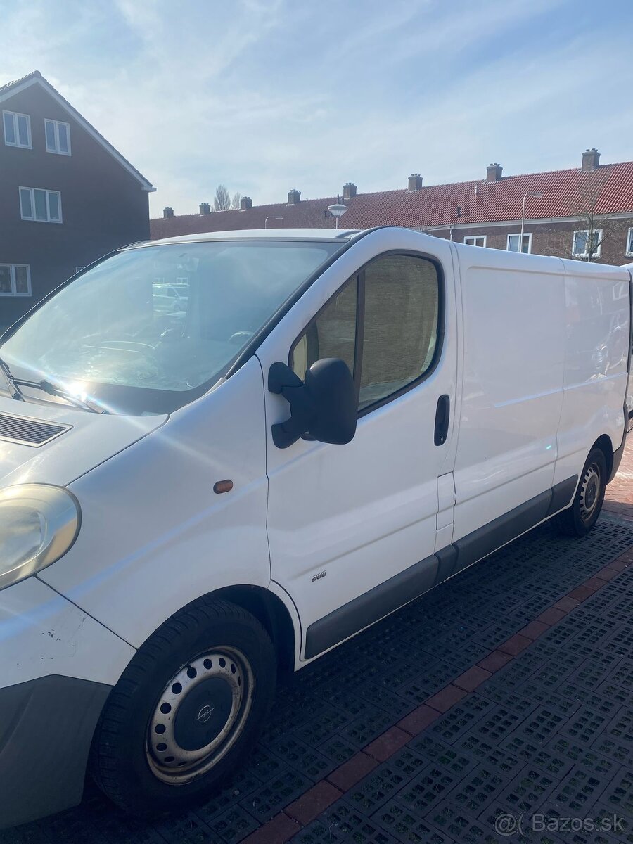 Opel vivaro