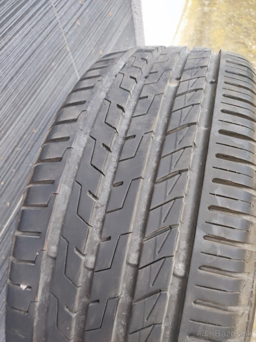 Letné pneumatiky 215/55/R17, 98Y