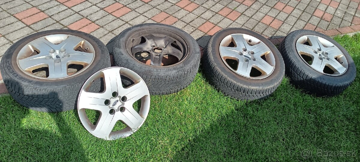 Zimne gumy 205/55 R16 ford