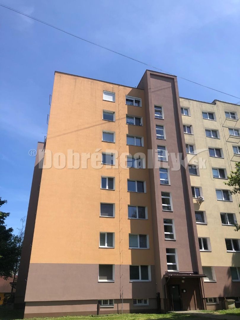 Pripravujeme prenájom 3 - izbového bytu v Lučenci na Vajansk