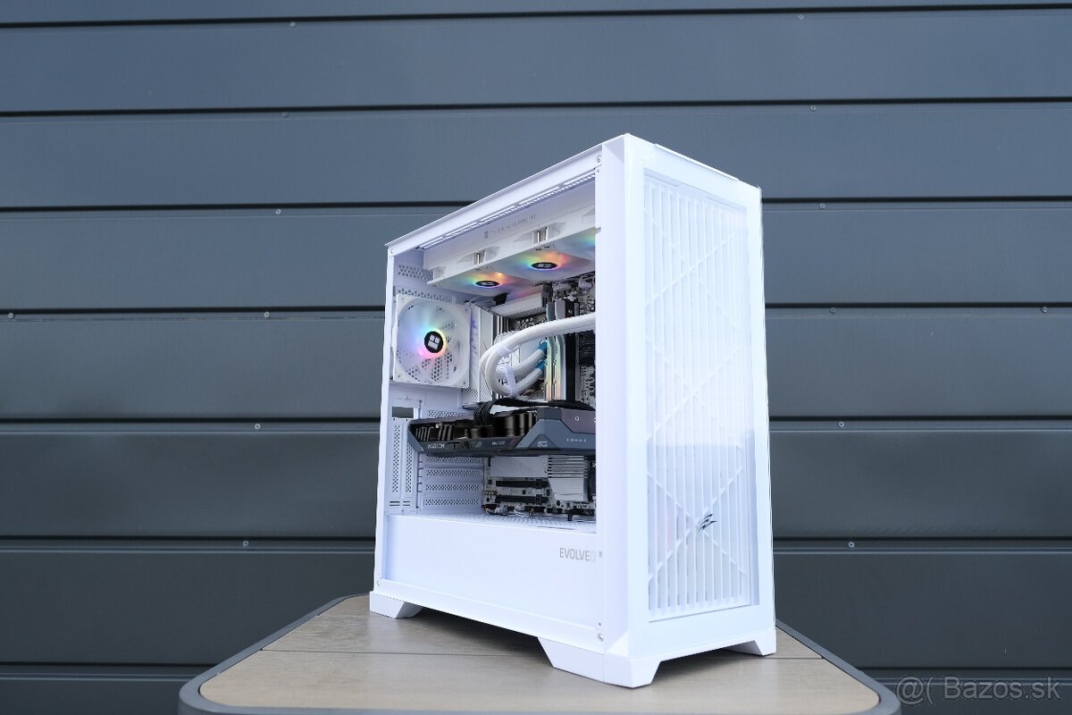 Herný PC, Ryzen 7 7800X3D, RX 9070, 32GB RAM, 2TB SSD, 24m