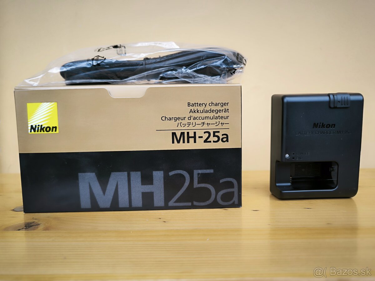 Nabíjačka Nikon Mh25a