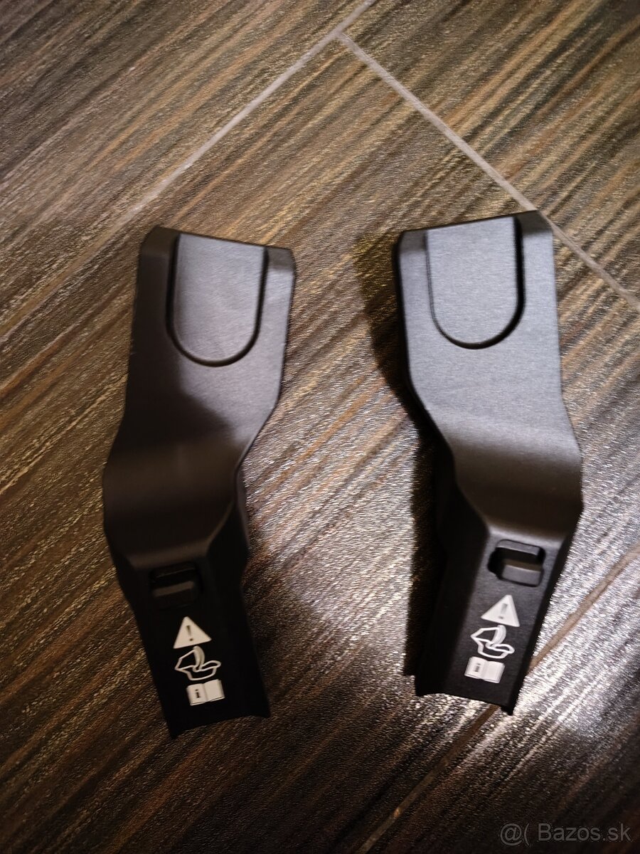 Adaptéry na autosedačku pre Thule Sleek