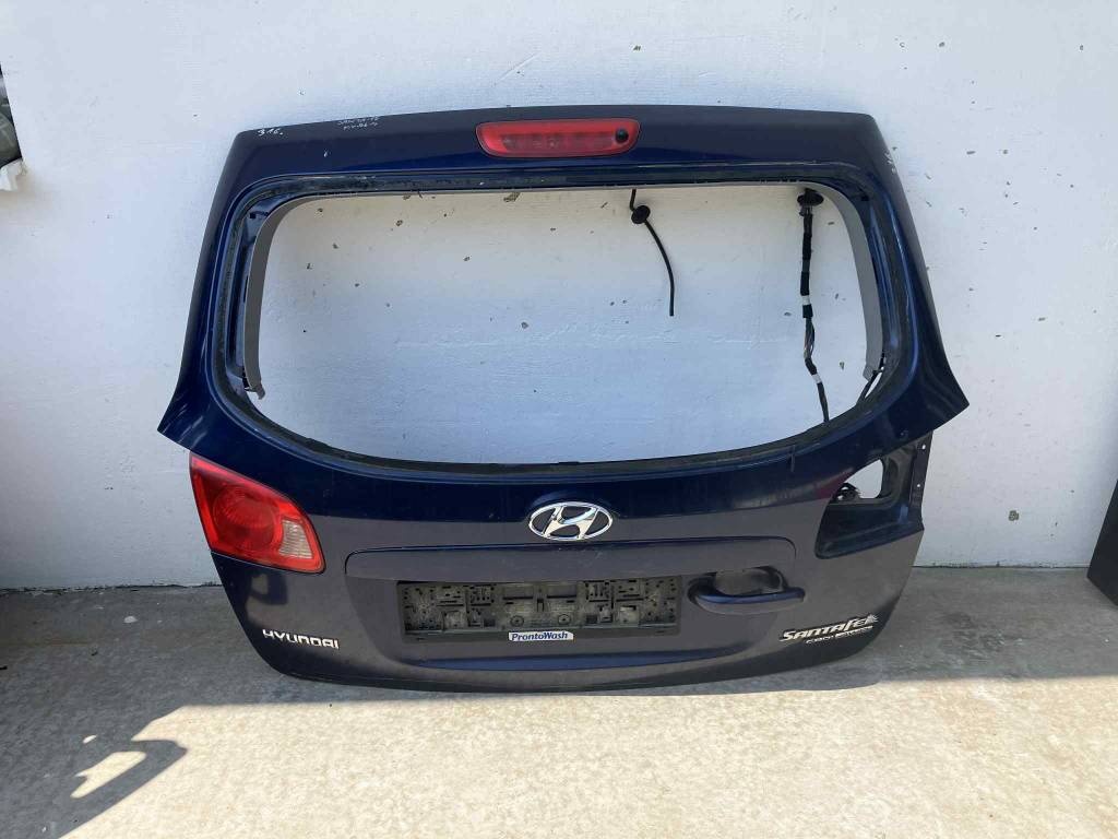 HYUNDAI SANTA FE II 06- ZADNÉ KUFROVÉ DVERE
