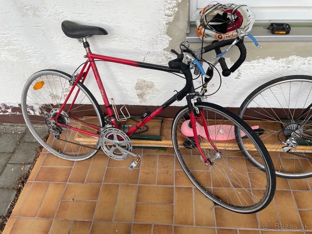 Predám cestný bicykel