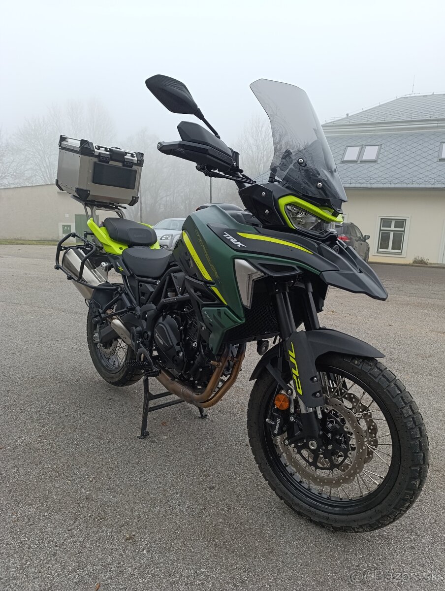 Predám Benelli trk 702x