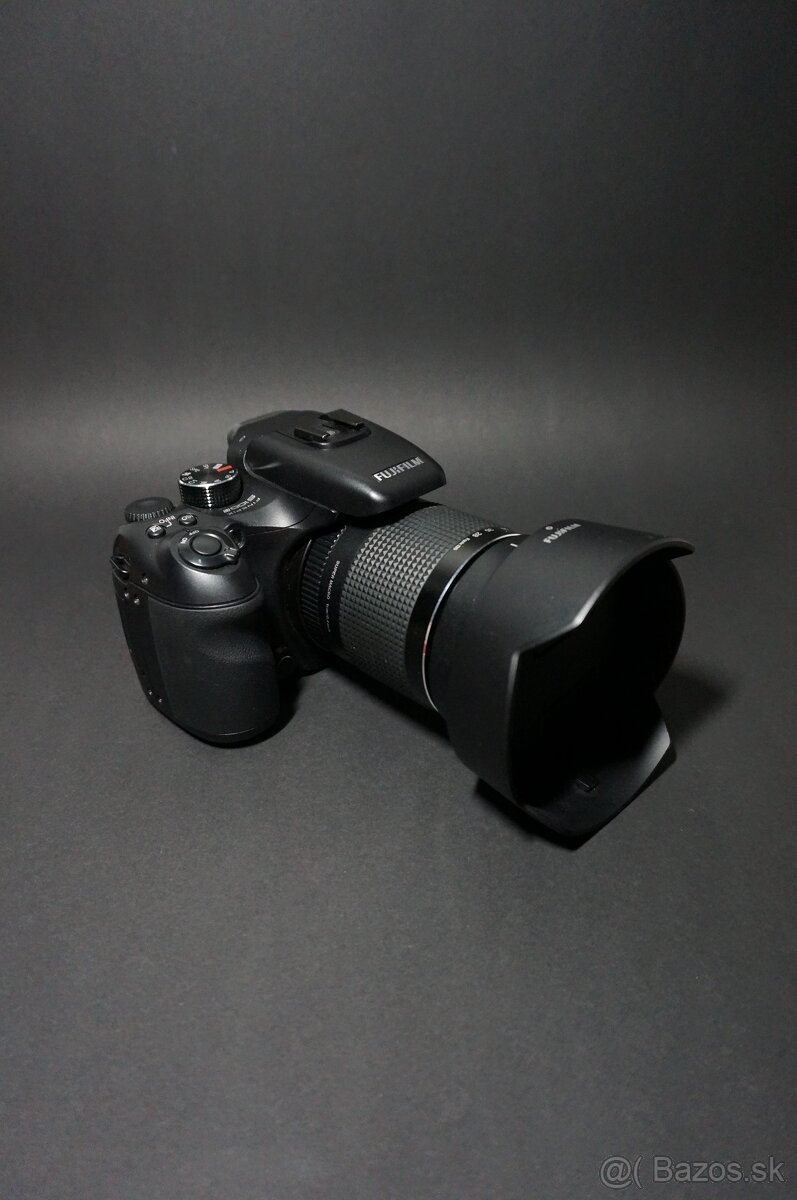 Fujifilm FinePix S100 FS