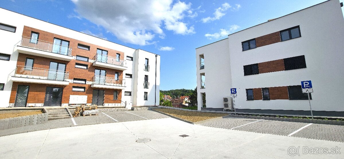 PNORF – novostavba 3i bytu, 74 m2, balkón, Podhorská ul.